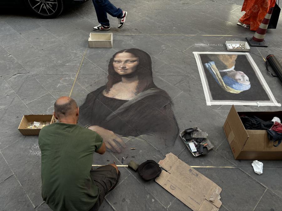 Mona Lisa on the street